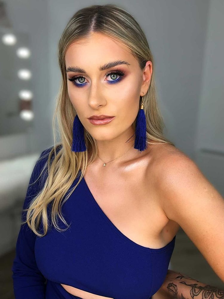 makijaż w matach z akcentem