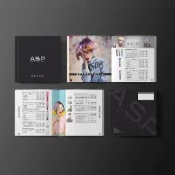 Rozkładówka katalogu produktów do koloryzacji włosów marki A.S.P, prezentująca modelkę z włosami w odcieniach fioletu i blondu oraz tabele z cenami farb i tonerów.