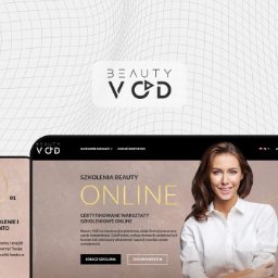 Qarbon IT - Ekran urządzenia mobilnego prezentujący platformę edukacyjną Beauty VOD z kursem online o tematyce beauty, obok ekran logowania i rejestracji.