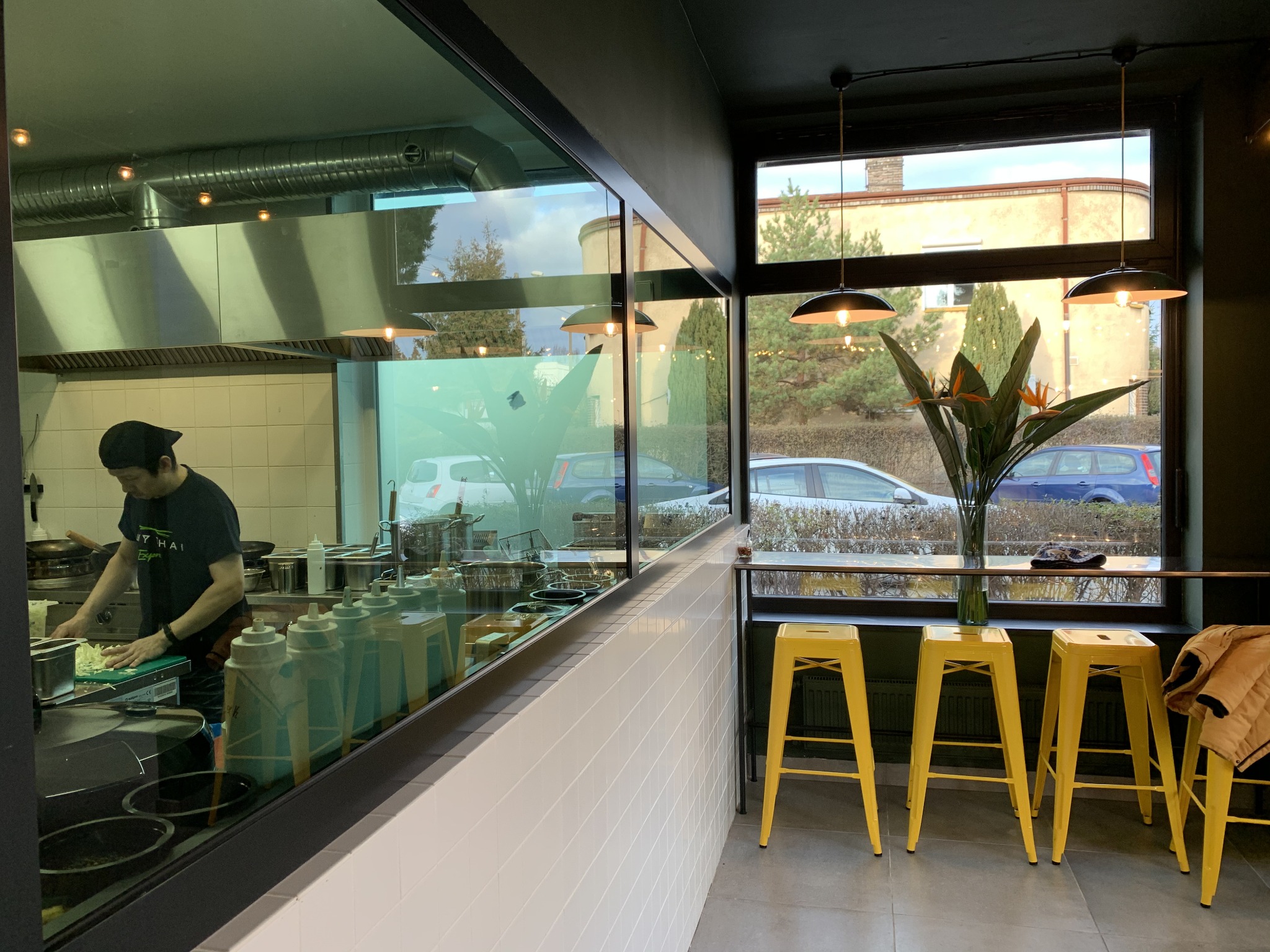 Montaż folii okiennej zielonej