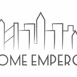 Minimalistyczne logo firmy 'HOME EMPEROR' przedstawiające zarys panoramy miasta w odcieniach szarości.