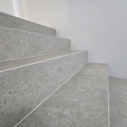 BUILD-MAX - Znakomite Zadaszenia Pruszków