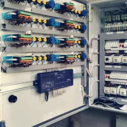 Budowa szaf sterowania