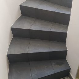 MłotkowiBohaterzy - Kafelkarz Kołobrzeg