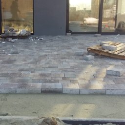 Układanie kostki brukowej Legnica 2