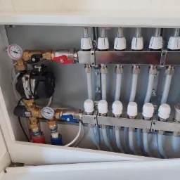 Ogrzewanie podłogowe.