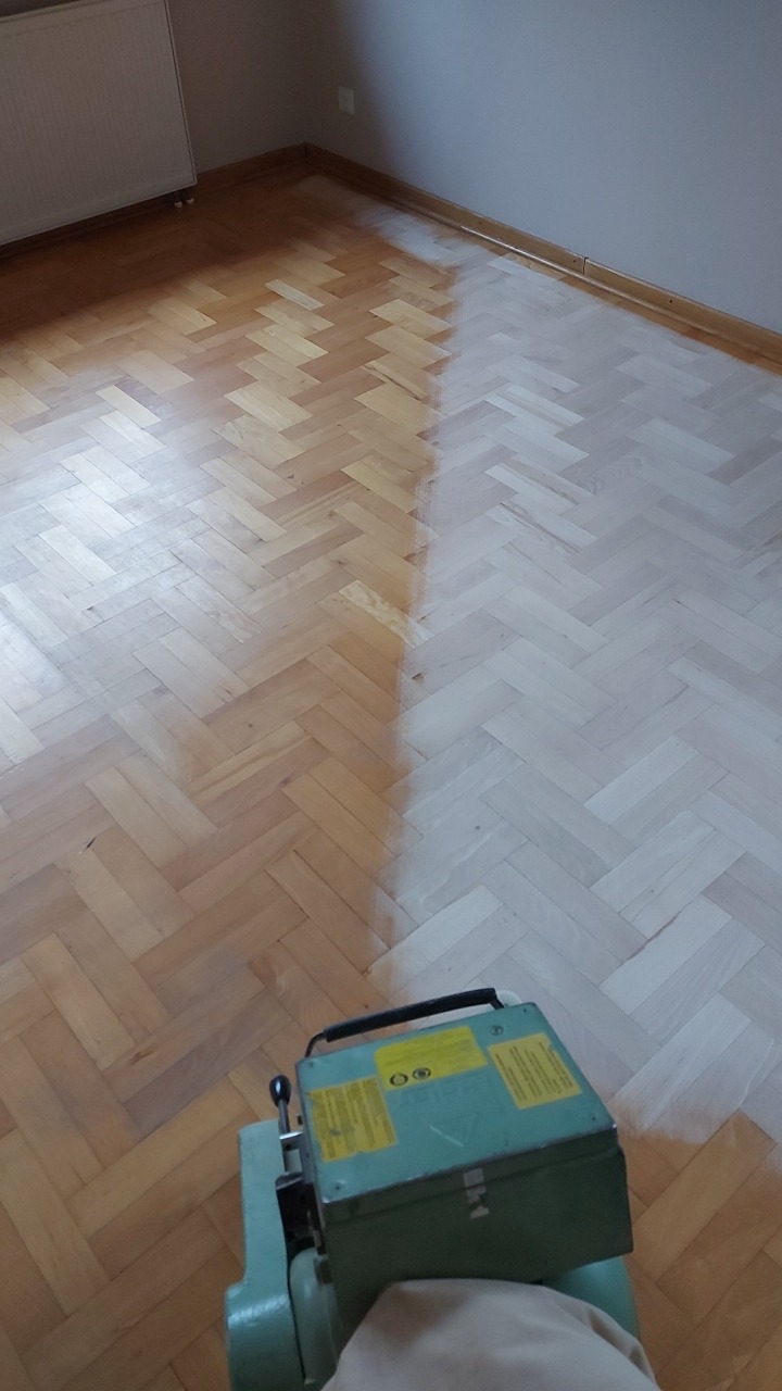 Cykliniarka - czy podłoga mogłaby być bardziej równa? Szczerze wątpię!