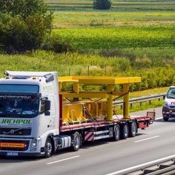 transport konstrukcji szerokich 4,5 wraz z pilotem