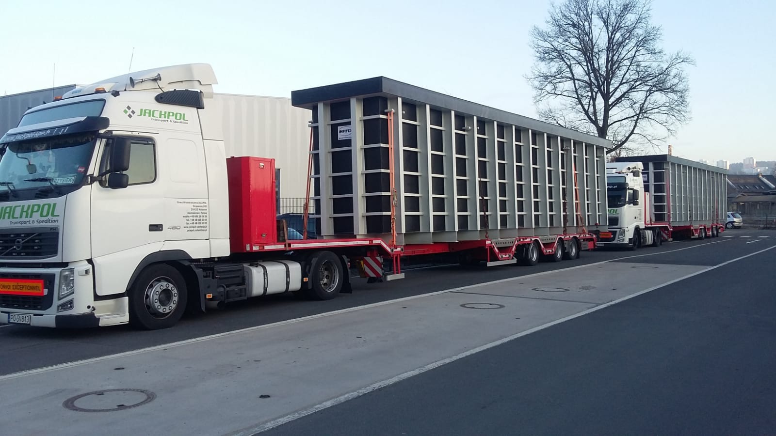 transport na rozciągu konstrukcji 21m długich