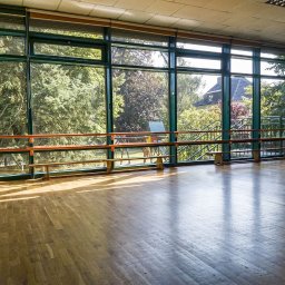 Zespół niepublicznych placówek opiekuńczo rozwojowych NASZA BAJKA - 