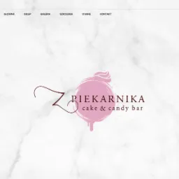 Strona internetowa piekarni z logo 'Z Piekarnika cake & candy bar' na marmurkowym tle, widoczne menu nawigacyjne i ikony koszyka oraz konta użytkownika.
