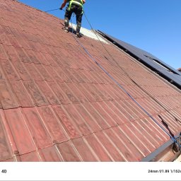 Firma ogólno-budowlana PawBud - Po wyszlifowaniu rdzy i zdmuchaniu naszego delikwenta podchodzimy do podkładowania farba antykorozyjna podkładowa ;)