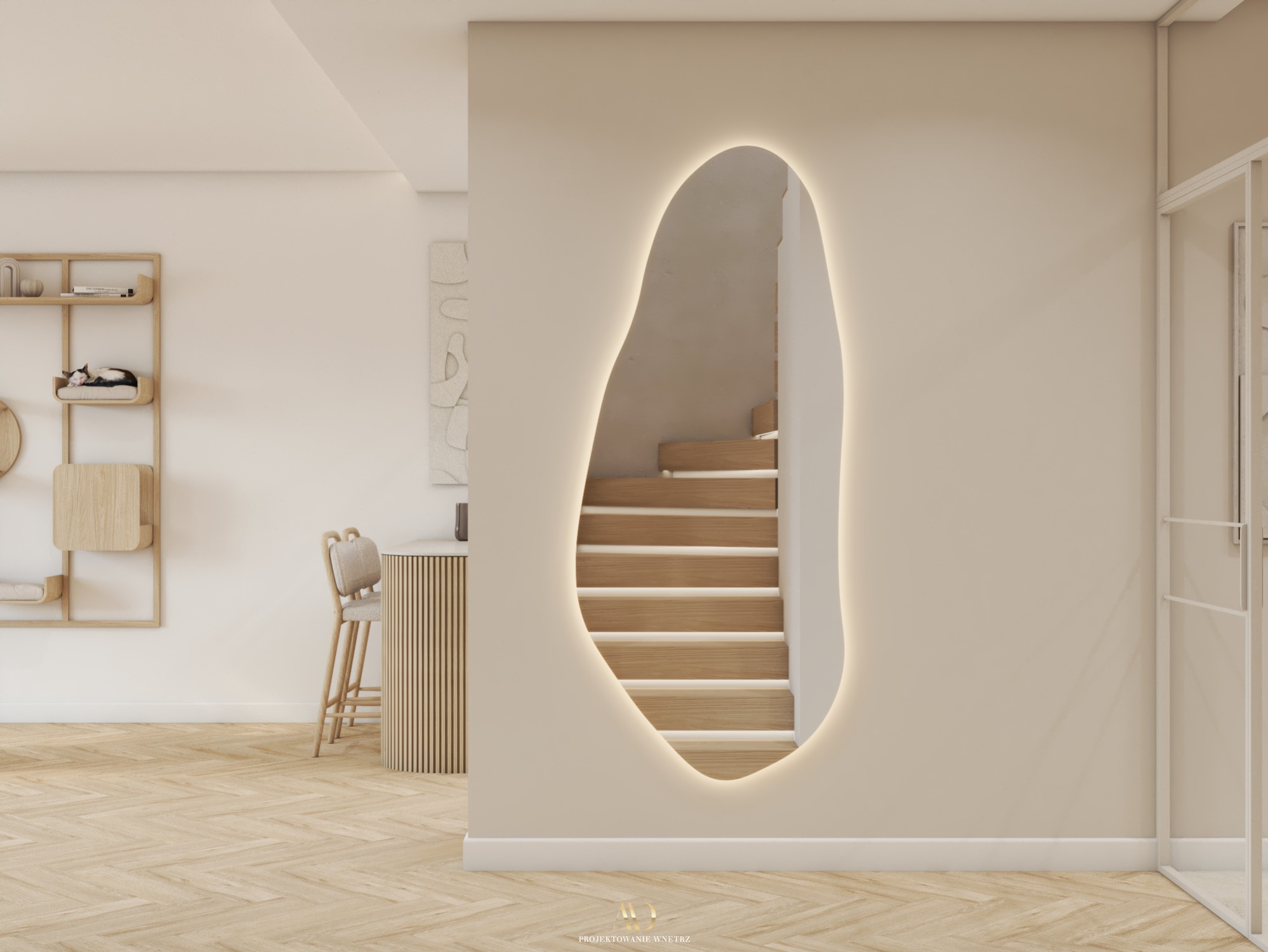Nowoczesne wnętrze z podświetlanym lustrem o nieregularnym kształcie, odbijającym schody. Parkiet ułożony w jodełkę, minimalistyczne półki z dekoracjami i krzesła barowe przy blacie z lamelami.