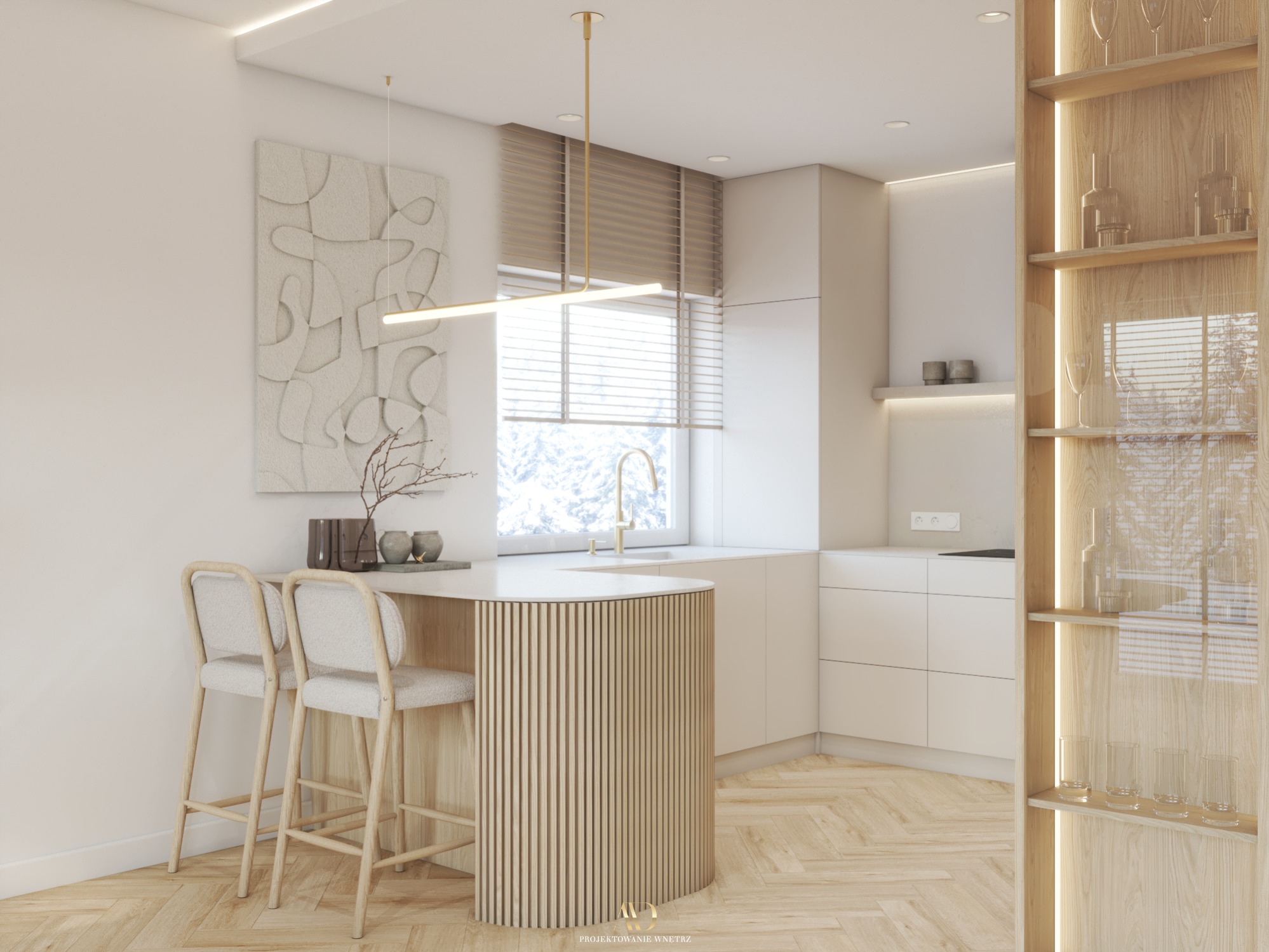 Wizualizacja jasnej kuchni z wyspą wykończoną pionowymi listwami, drewnianymi hokerami i oświetloną witryną z szklanymi naczyniami, na podłodze parkiet ułożony w jodełkę.
