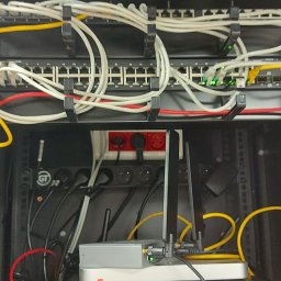 instalacja oraz montaż szafy teleinformatycznej u klienta