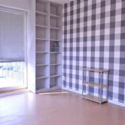 Jasne panele podłogowe w pustym pokoju z białą zabudową regałową, grzejnikiem pod oknem z żaluzjami i ścianą w szaro-białą kratę.