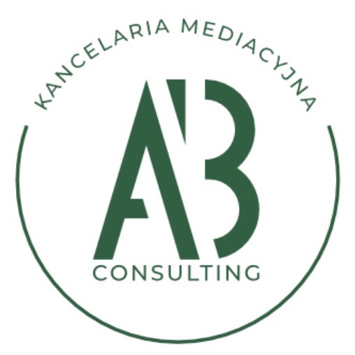 Zielone logo Kancelarii Mediacyjnej AB Consulting w okręgu.