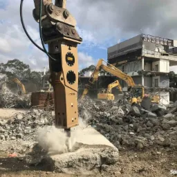 Młoty hydrauliczne TECNA