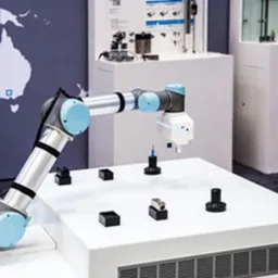 coboty, roboty przemysłowe