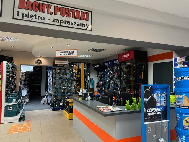 Oznakowanie placówki ( produkcja tabliczek reklamowych z pcv + oklejenie mebli folią )