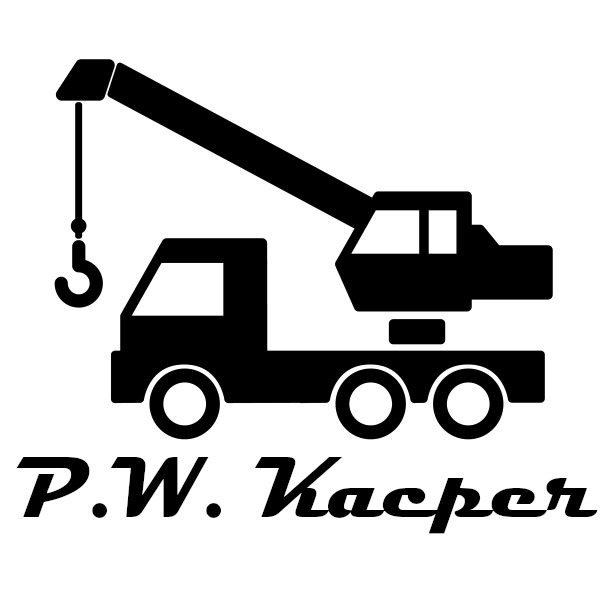 Czarno-biała grafika przedstawiająca sylwetkę dźwigu samochodowego z wysięgnikiem i hakiem, pod spodem napis 'P.W. Kacper' wykonany ozdobną czcionką.