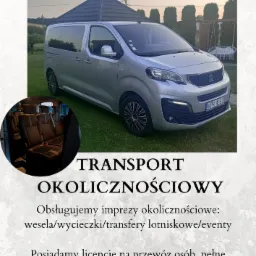 Srebrny bus 8-osobowy Peugeot z kierowcą na tle zieleni. Reklama wynajmu na imprezy okolicznościowe, transfery i wycieczki. Widoczne wnętrze pojazdu.