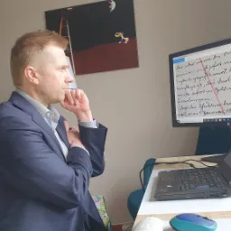 Realizacja tłumaczenia tekstu z języka niemieckiego w tzw. gotyku