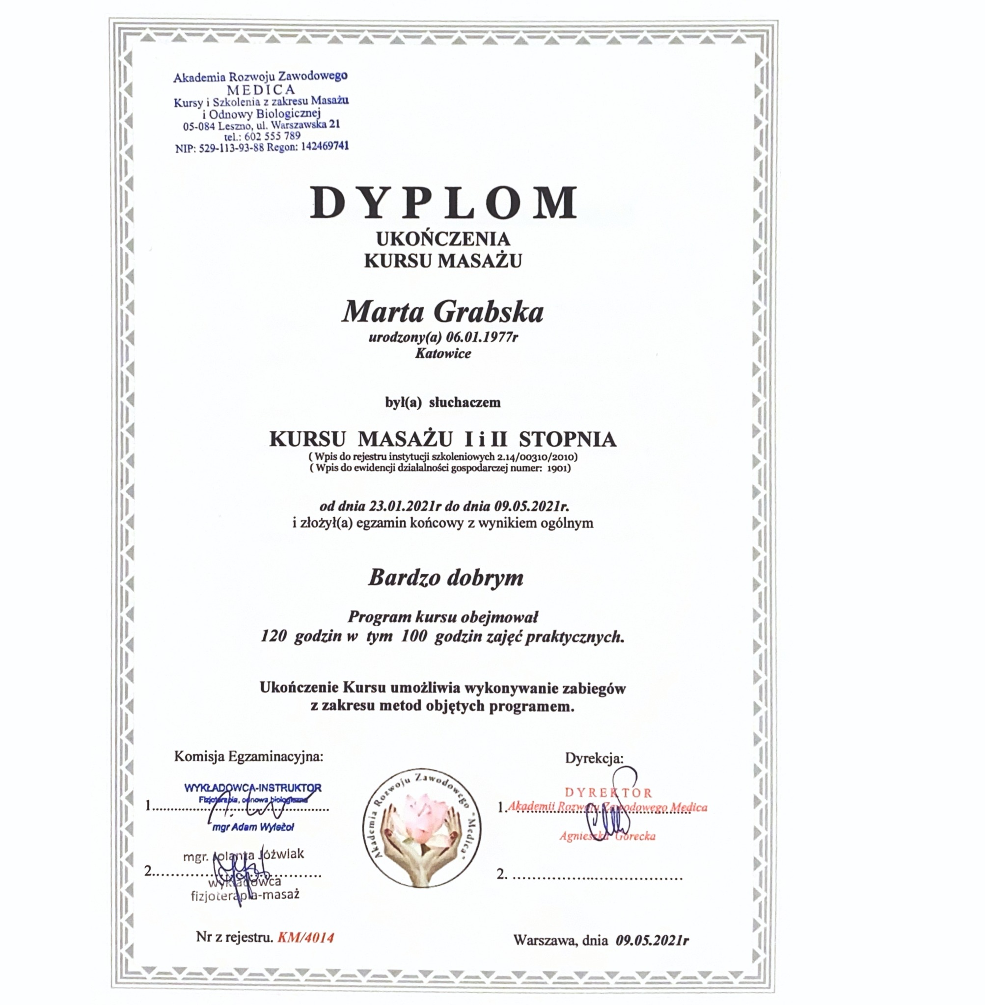Skan dyplomu ukończenia kursu masażu na nazwisko Marta Grabska, wydany przez Akademię Rozwoju Zawodowego Medica w Warszawie, z datą 09.05.2021, potwierdzający ukończenie kursu masażu I i II stopnia.