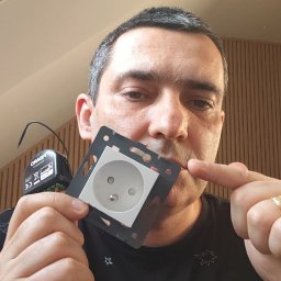 Xdom inteligentne domy - Automatyczne gniazdko Fibaro z Livolo