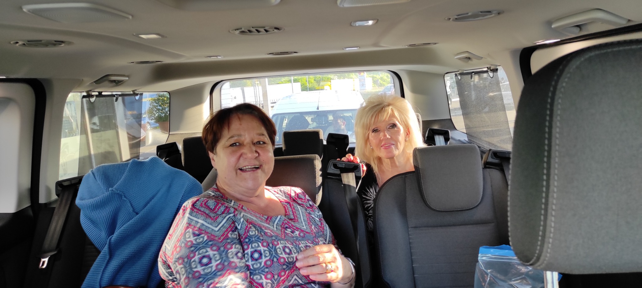 nasze Panie zadowolone z podróży