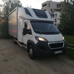 Transport busem Warszawa 4