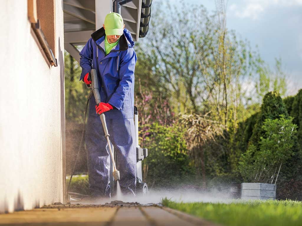 Specjalizujemy się w kompleksowym czyszczeniu i impregnacji powierzchni zewnętrznych.
