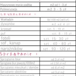 Cennik usług firmy sprzątającej, obejmujący mycie okien, sprzątanie po remontach, sprzątanie biur, pranie dywanów i inne usługi, z podanymi cenami za metr kwadratowy lub sztukę, oraz informacją...