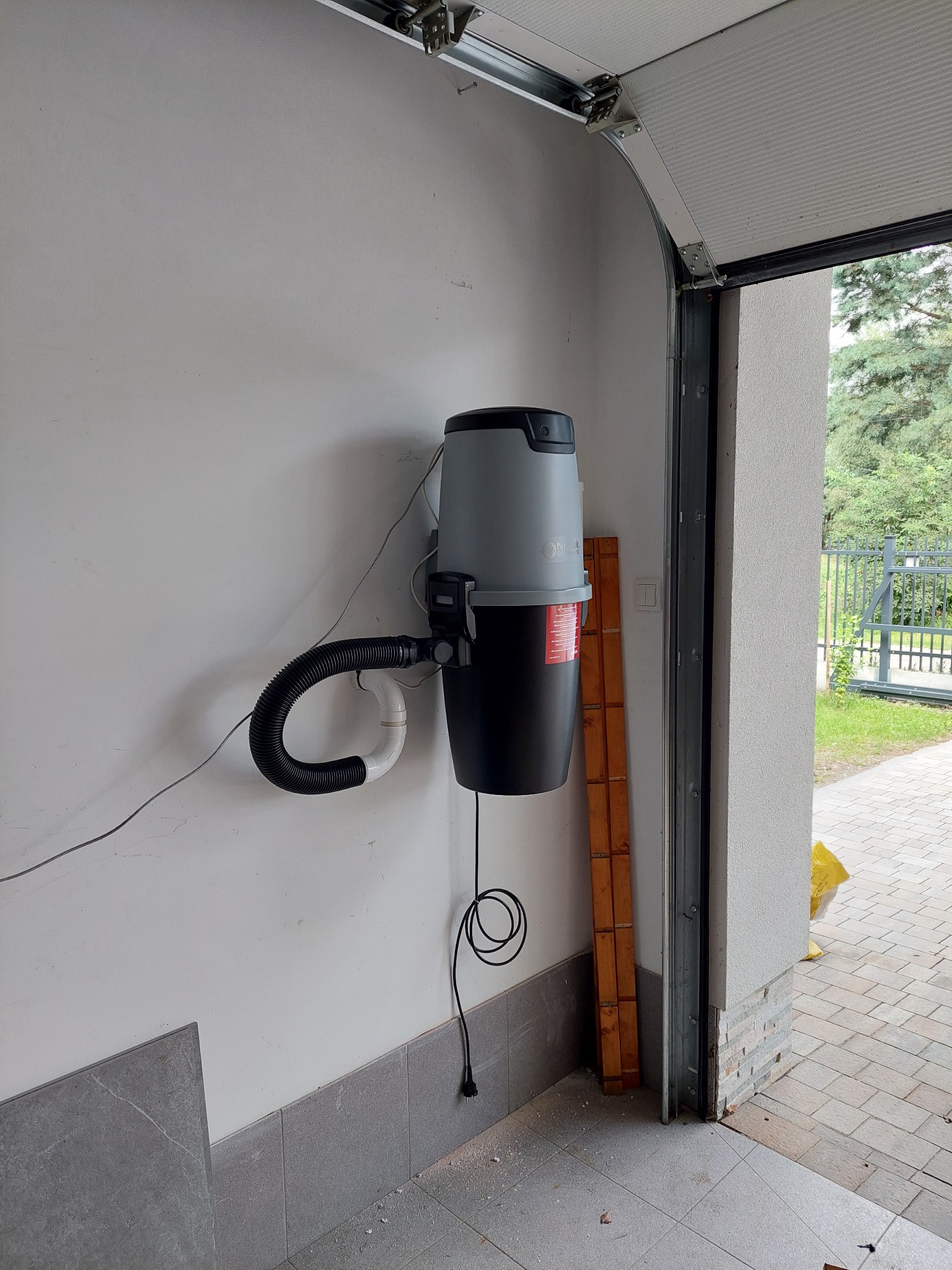 Montaż nilfisk Supreme 250