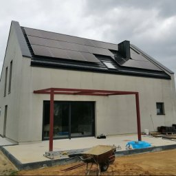 Instalacja 9,8 kWp
Falownik Solar Edge 
