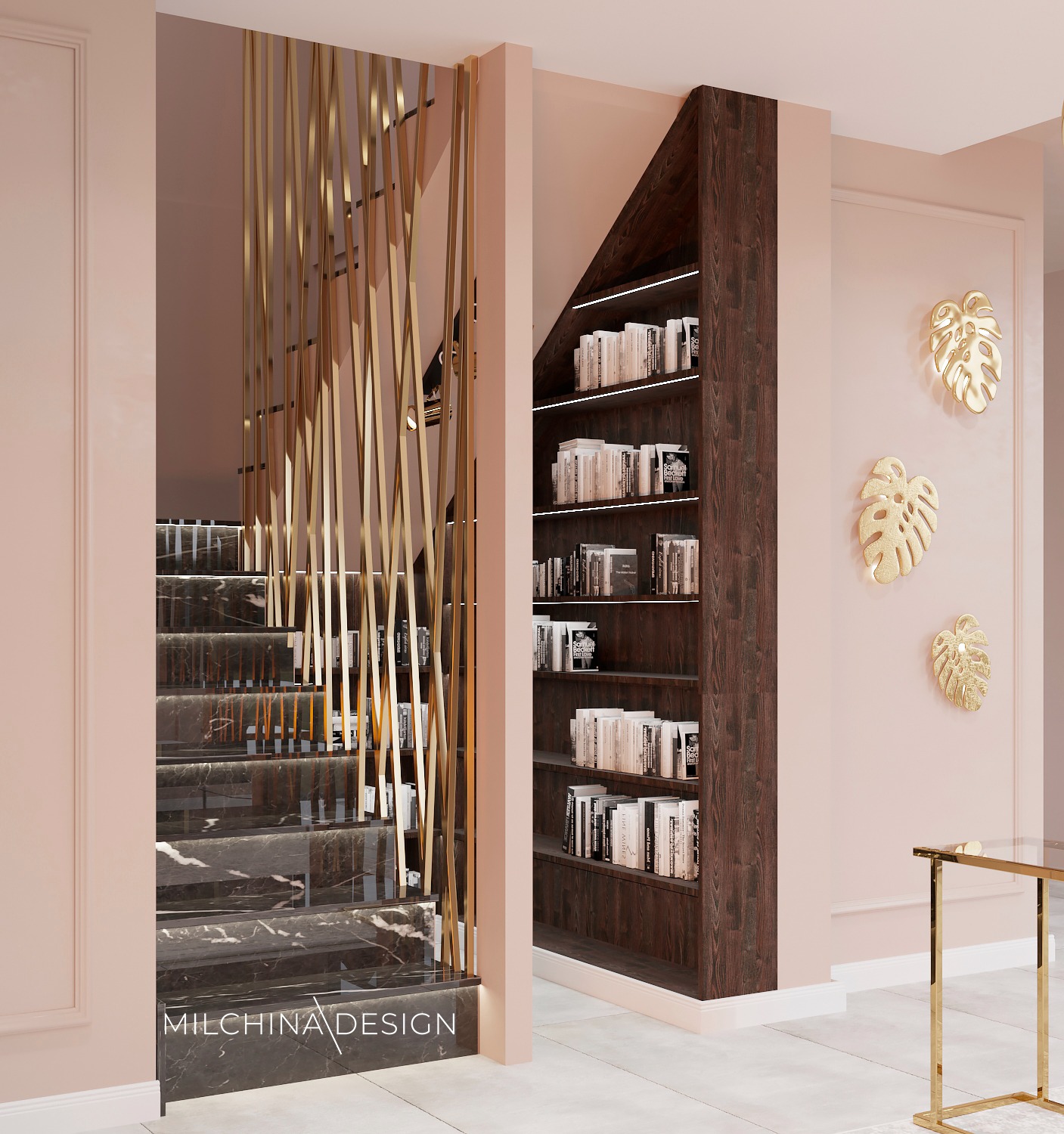 Nowoczesne wnętrze: marmurowe schody z dekoracyjną złotą balustradą, wbudowany regał na książki pod schodami, ściana w odcieniach różu z dekoracjami w kształcie liści monstery.