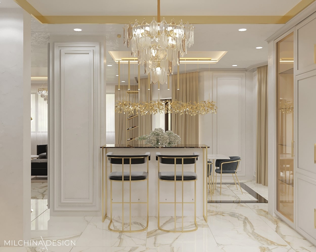 Wnętrze mieszkania w stylu glamour z marmurową podłogą, wyspą kuchenną z czarnym blatem i złotymi hokerami, kryształowym żyrandolem i dekoracyjnymi zasłonami.