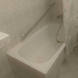 Łazienka po wynajmie pracowniczym 