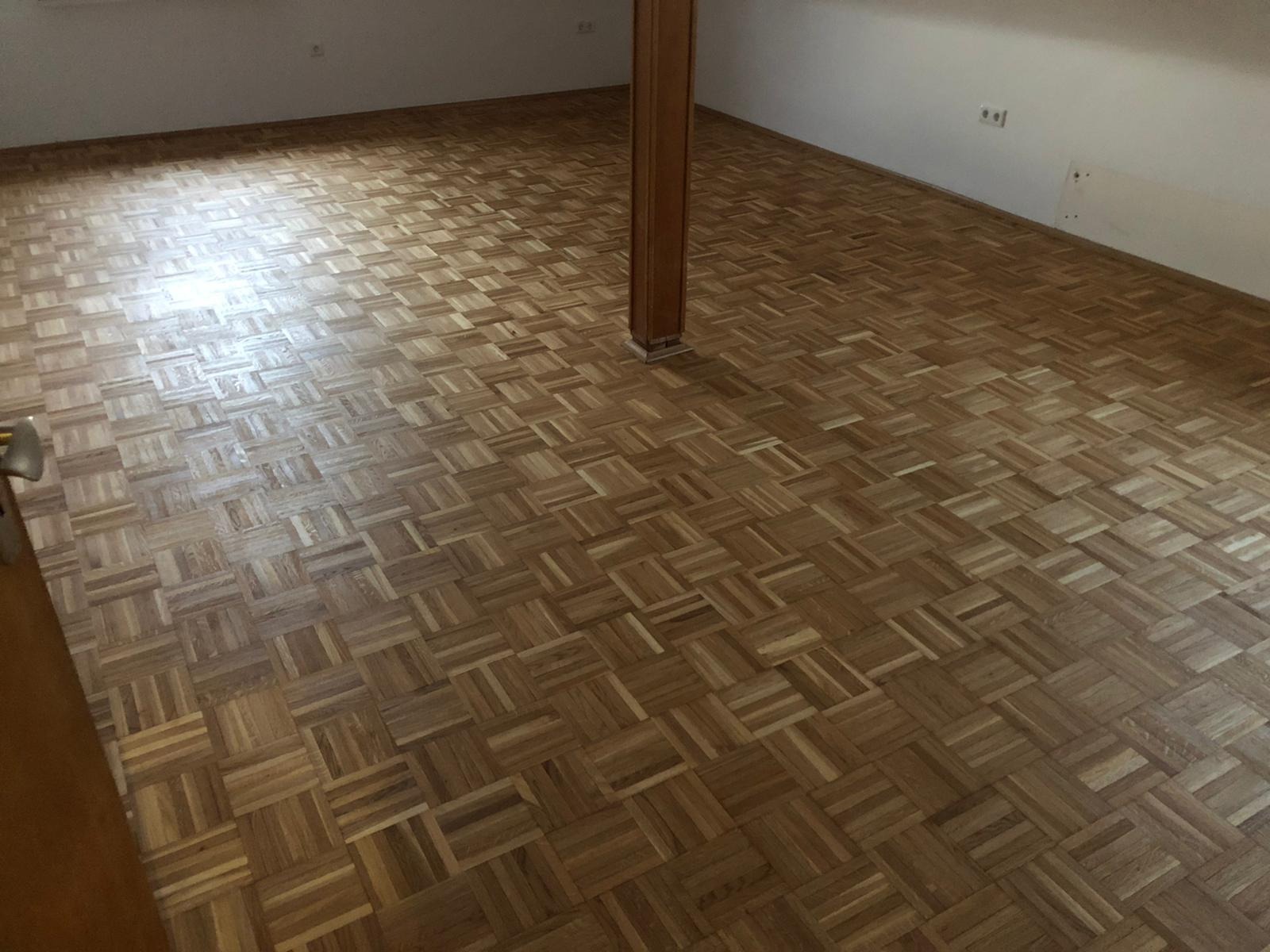 Cyklinowana mozaika, 3 razy olej OSMO.