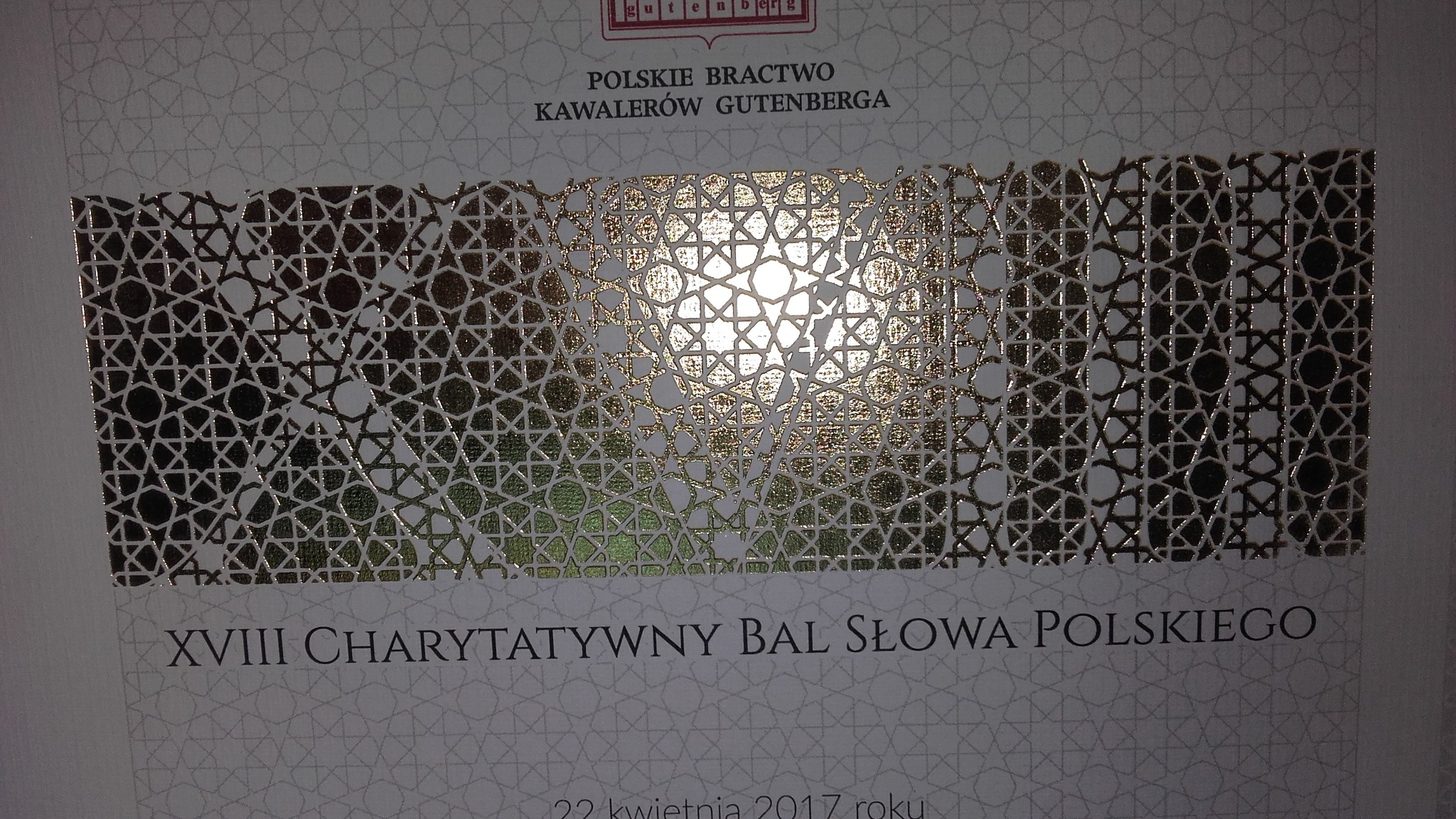 złocenie wykonane na kartonie