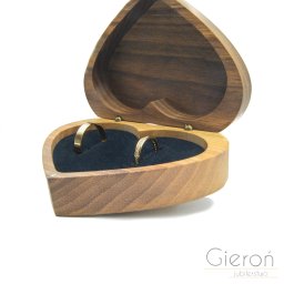 Obrączki ślubne w pudełku z drewna orzechowego