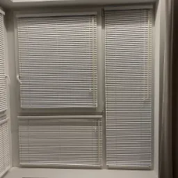 Żaluzje drewniane 25mm.