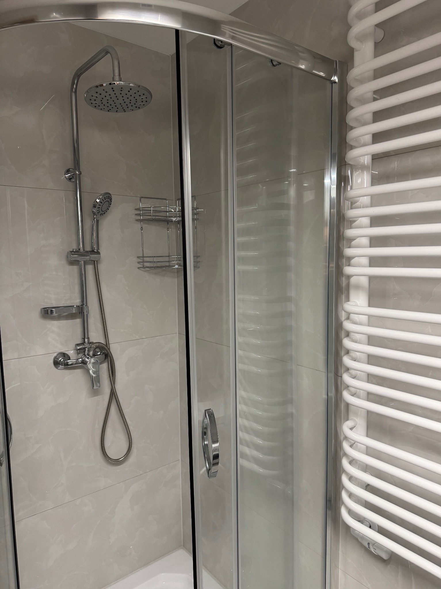 Kabina prysznicowa zamontowana w Zamościu podczas kompleksowego remontu łazienki