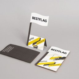 Kreatywne wizytówki dla firmy sprzedającej flagi.