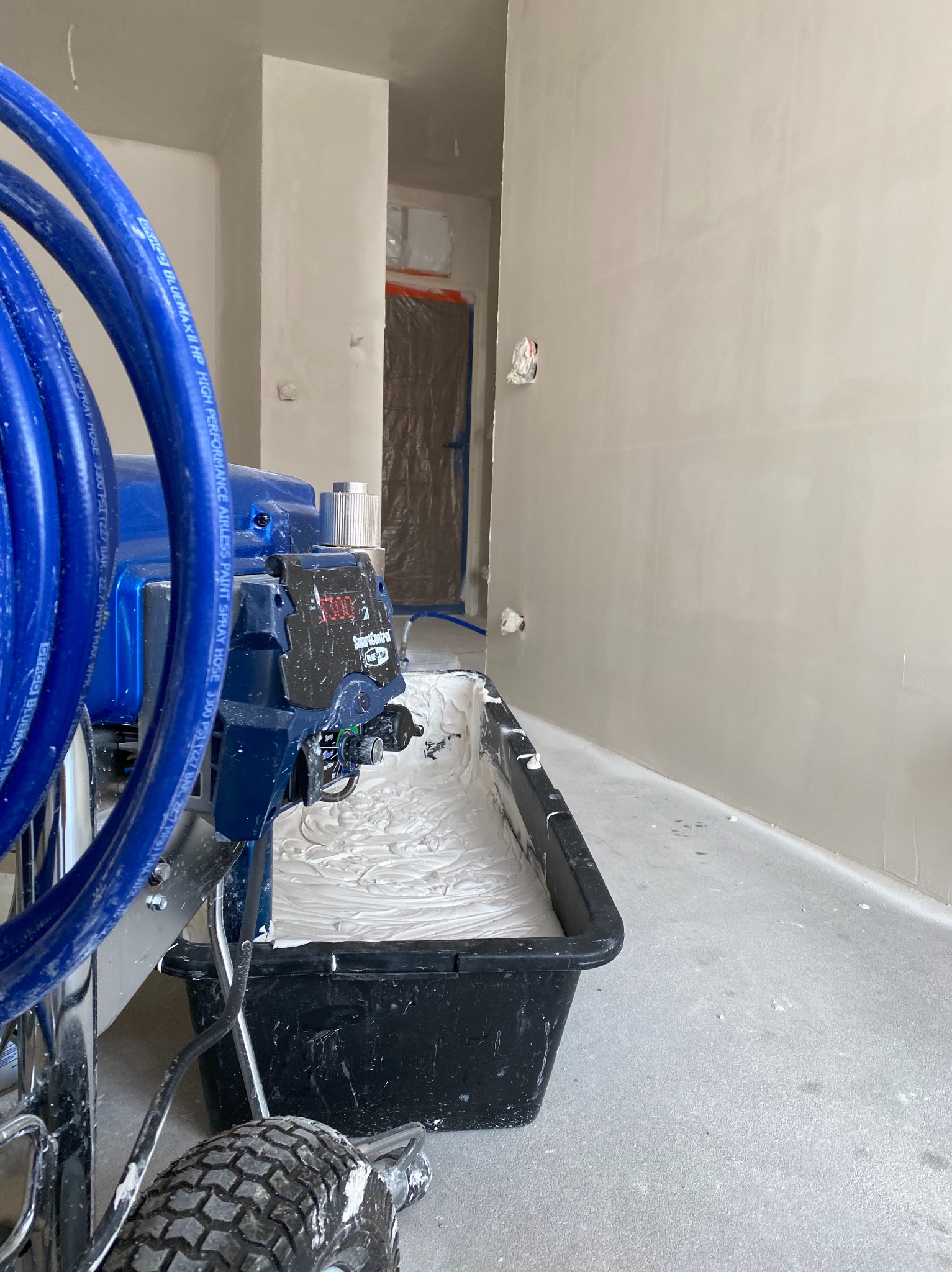 Profesjonalny agregat szpachlarsko-malarski czołowego producenta, firmy graco