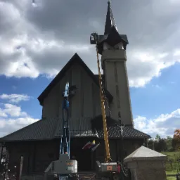 Malowanie dachu , elewacji oraz podbitek