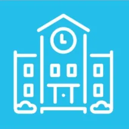 Ikona budynku z zegarem na szczycie, stylizowana na szkołę lub budynek administracyjny, biała grafika na jasnoniebieskim tle.