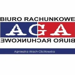 Logo biura rachunkowego AGA z odwróconym odbiciem lustrzanym nazwy poniżej, na tle podzielonym na niebieską i czerwoną część, z podpisem Agnieszka Wach-Ościtowska.
