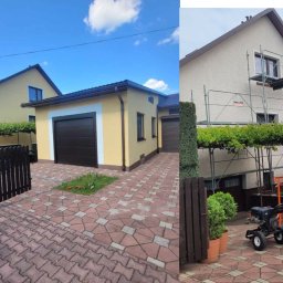 PSI - SYSTEM Bartłomiej Dziurdź - Dom w Jeżowem przed i w trakcie malowania elewacji. Po lewej budynek pomalowany na żółto, po prawej rusztowanie i sprzęt do mycia ciśnieniowego.