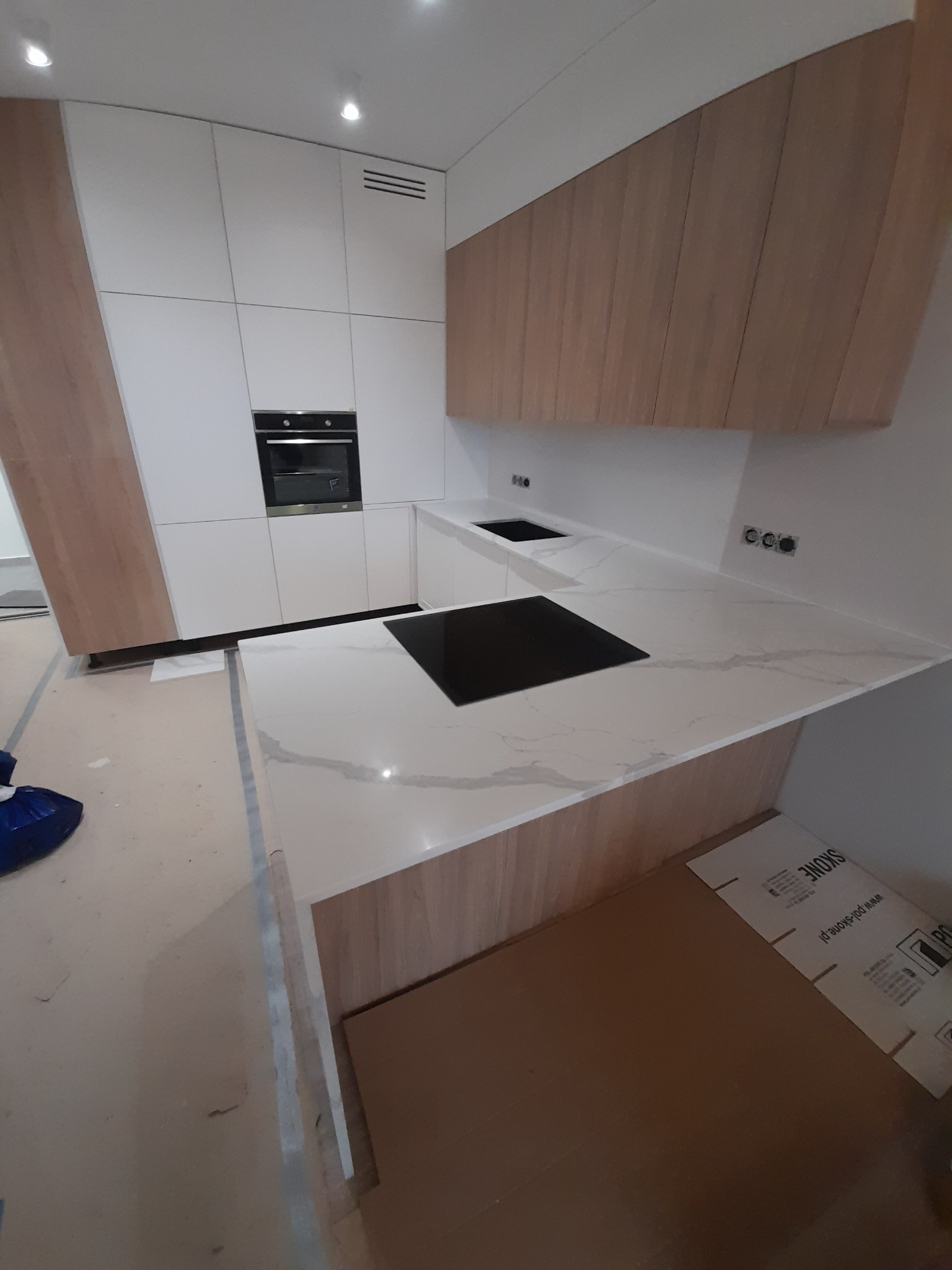 Kwarcyt callcuta wenice grubosci 2cm